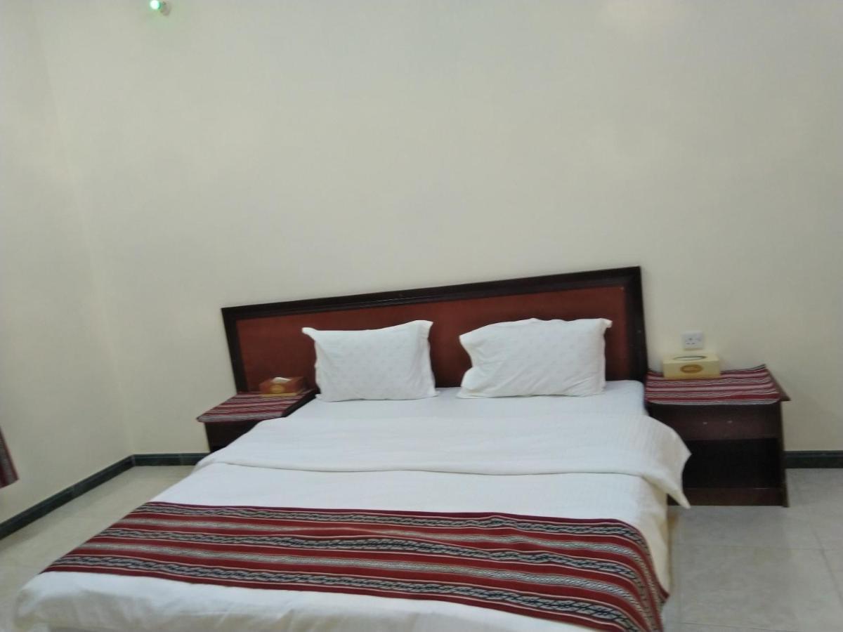 Al Ghazlan Hotel Sinaw Ruddah Exterior photo