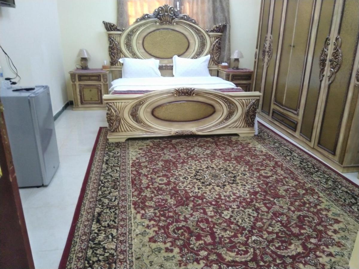 Al Ghazlan Hotel Sinaw Ruddah Exterior photo